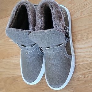 Blowfish Malibu size 9